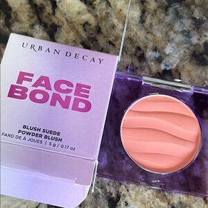 ⚡️💕Urban Decay Face Bond Blush Suede Powder Blush Fleshed Out